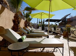 Riad Signature