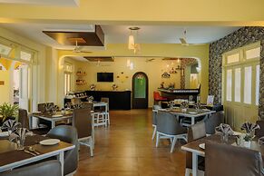 Carina Beach Resort