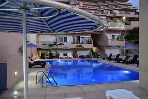 Archipelagos Hotel