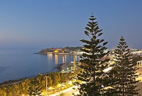 Archipelagos Hotel