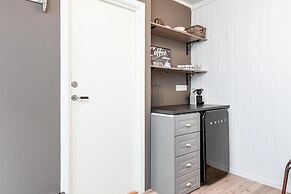 Thomsen Apartments