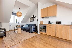 Thomsen Apartments