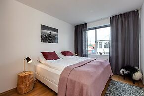 Thomsen Apartments