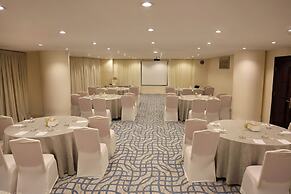 Reef Global Hotel