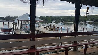 Seagrape Plantation Resort