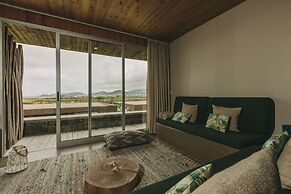 Santa Barbara Eco Beach Resort