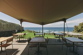 Santa Barbara Eco Beach Resort