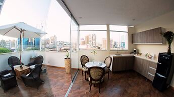 Atrium Miraflores