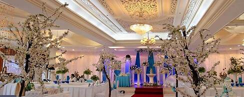 Royal Garden Hotel