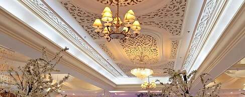 Royal Garden Hotel