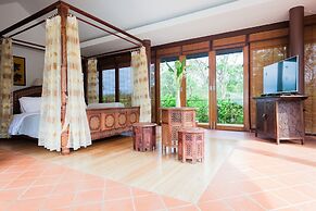 De Chom Villa