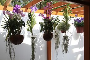 De Chom Villa