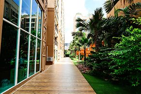 Atlantis Condo Resort by Natnarin