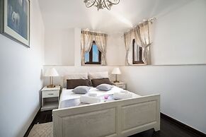 Luxury Apartment Perko