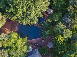 Lokuthula Lodges