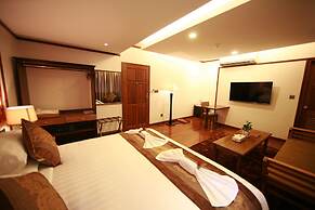 Hotel M