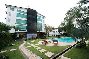 Hotel M