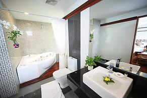 Hotel M
