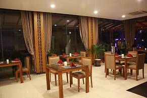 Hotel M