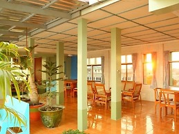 Royal City Hotel