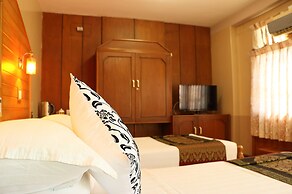 Royal City Hotel