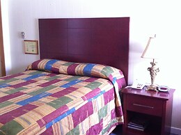 Deep River Motel