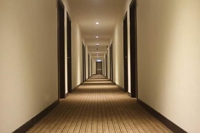 Fuller Hotel