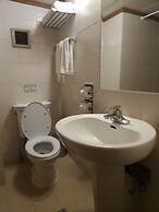 Insadong Crown Hotel