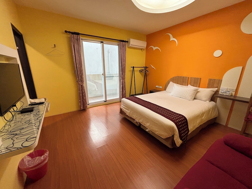 Happy Life Hostel