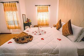 Golden Tulip Hotel