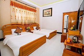 Golden Tulip Hotel