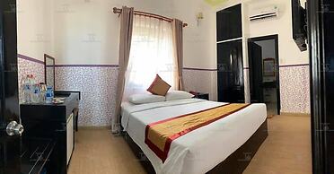 Golden Tulip Hotel