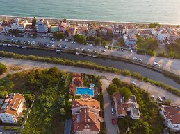 Golden Moon Hotel