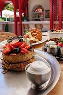 Lill Maison Hotel & City Club