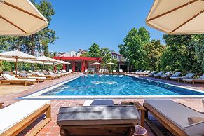 Lill Maison Hotel & City Club