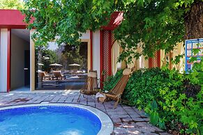Lill Maison Hotel & City Club