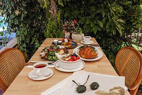 Lill Maison Hotel & City Club