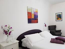 Etna Suite
