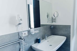 Etna Suite