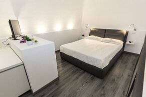 Etna Suite