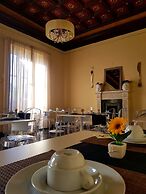Etna Suite