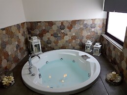 Etna Suite