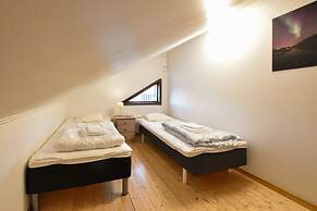 Abisko Guesthouse  & Activities