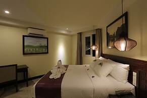 River Suites Hoi An Hotel