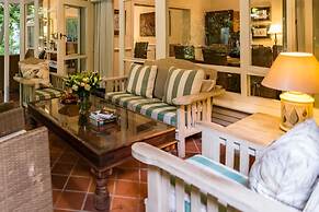 Melrose Place Boutique Hotel