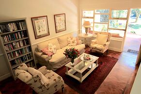 Melrose Place Boutique Hotel