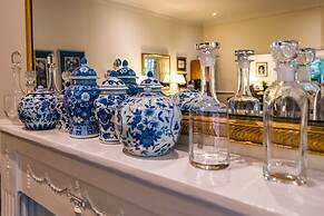 Melrose Place Boutique Hotel