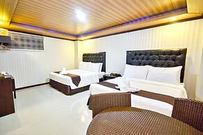 Diamond Water Edge Resort