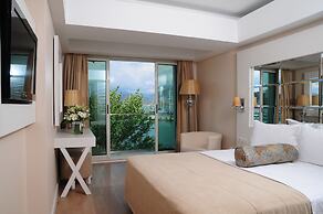 Alesta Yacht Hotel