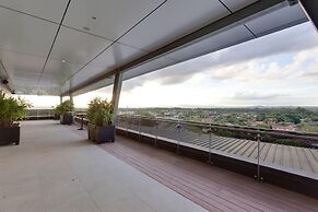 Calamvale Suites and Conference Centre